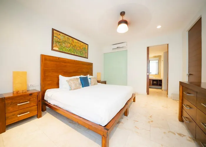 Central 2Br I Rooftop Pool - Walk To 5Th *