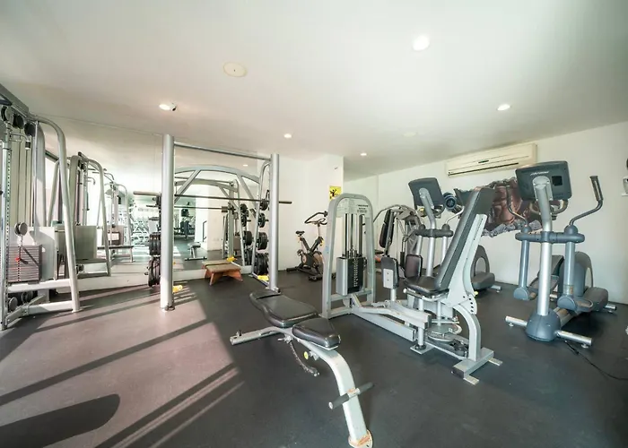 Central 2Br I Rooftop Pool - Walk To 5Th Apartamento Playa del Carmen